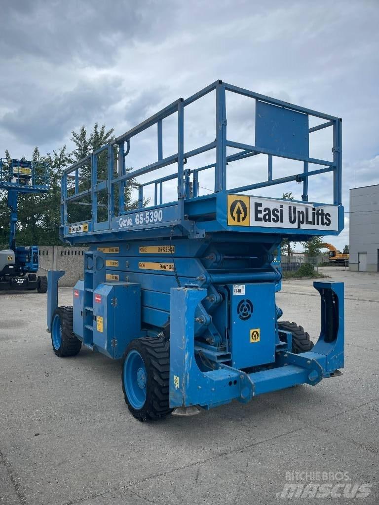 Genie GS 5390 RT 剪叉式升降机