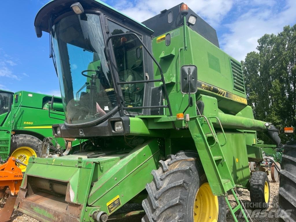 John Deere 1177 联合收割机