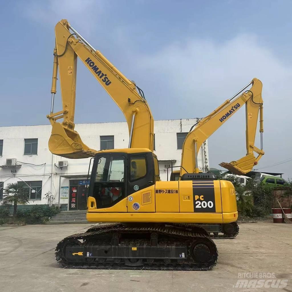 Komatsu PC 200-7 履带挖掘机