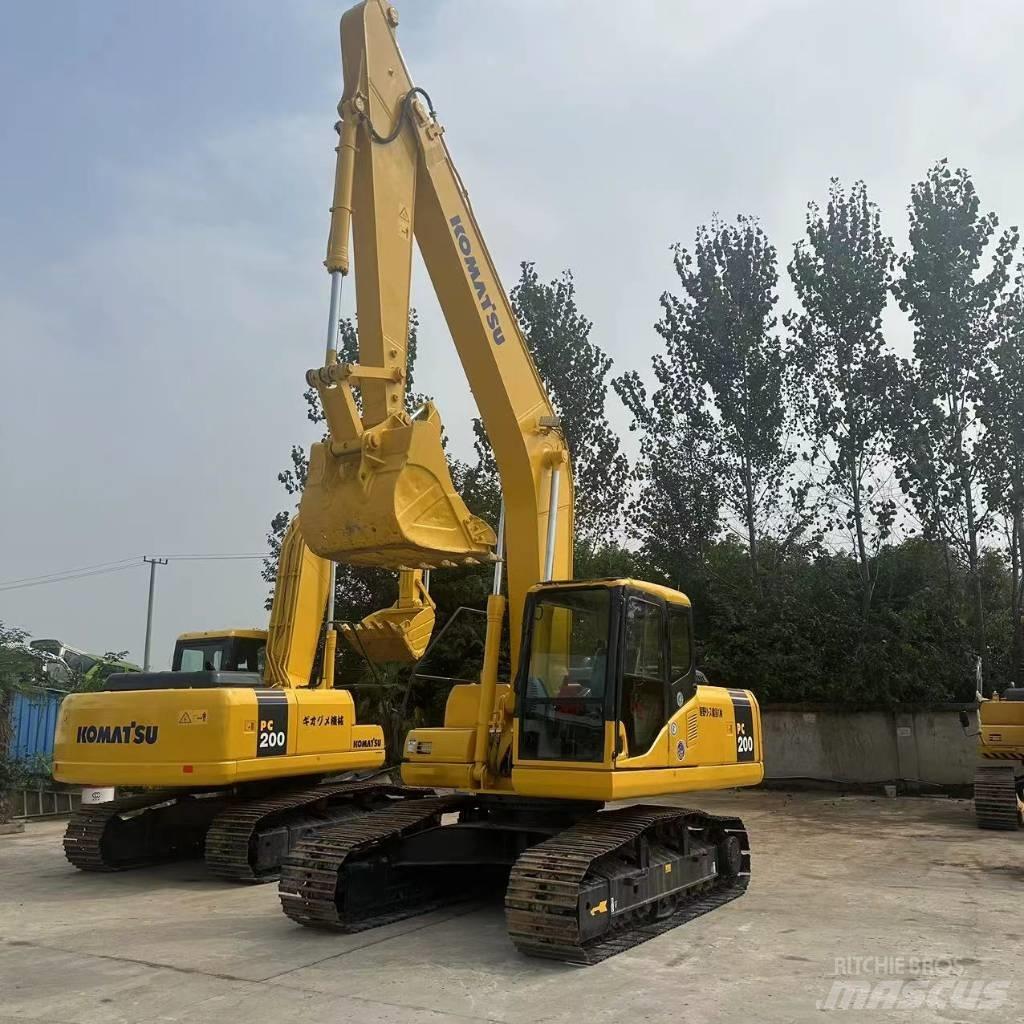 Komatsu PC 200-7 履带挖掘机