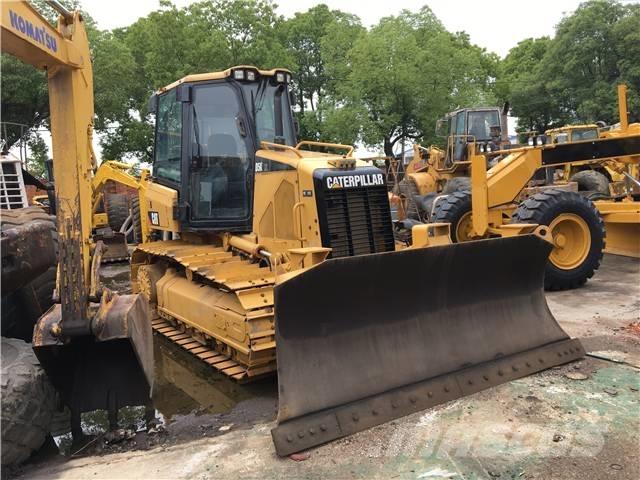 CAT D5K 履带式推土机