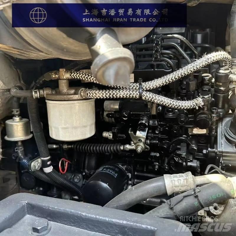 Komatsu PC 40 MR 小型挖掘机