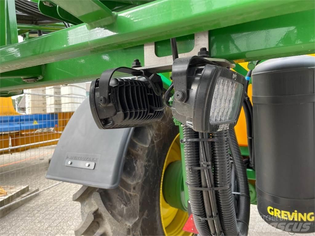 John Deere M740i 牵引式喷雾机