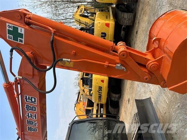 Hitachi ZX70 履带挖掘机