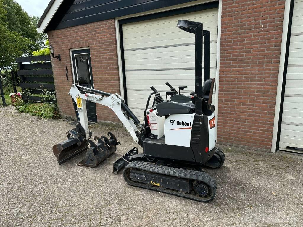 Bobcat E 10z 小型挖掘机