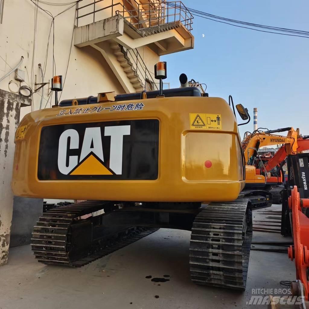 CAT 330 D 履带挖掘机