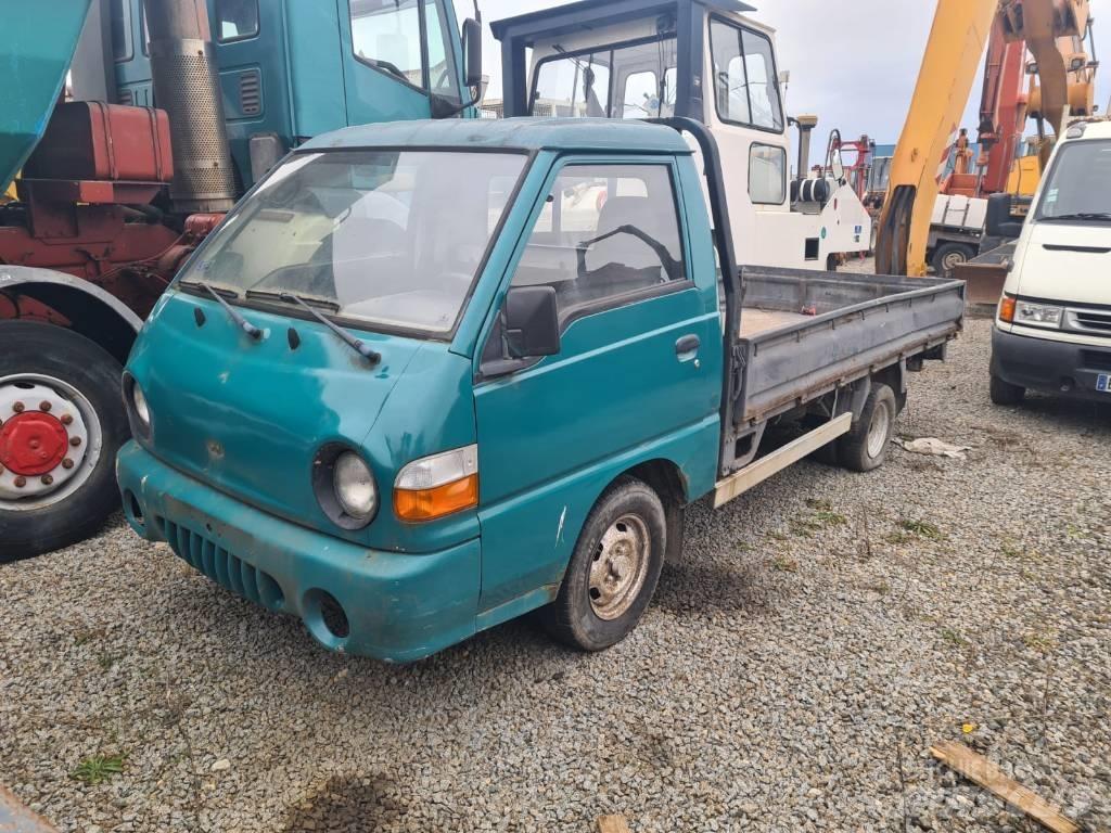 Hyundai H 100 皮卡车