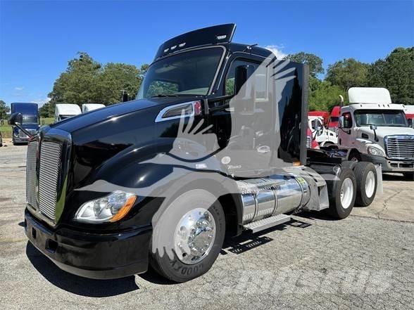Kenworth T680 牵引车