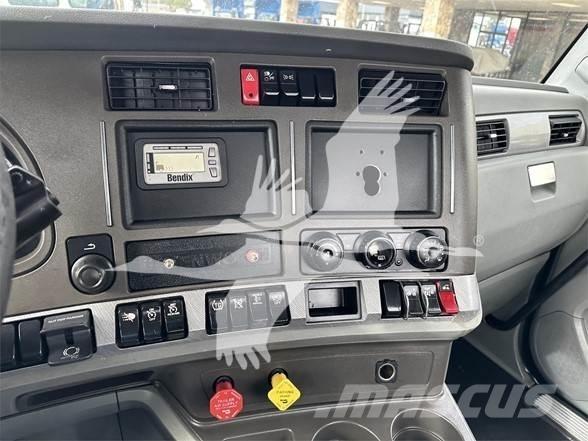 Kenworth T680 牵引车