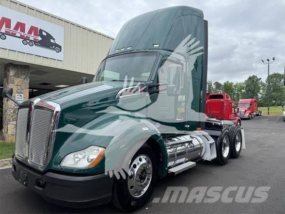Kenworth T680 牵引车