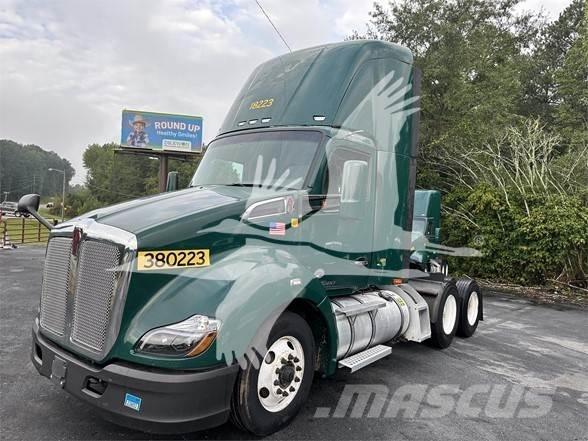 Kenworth T680 牵引车