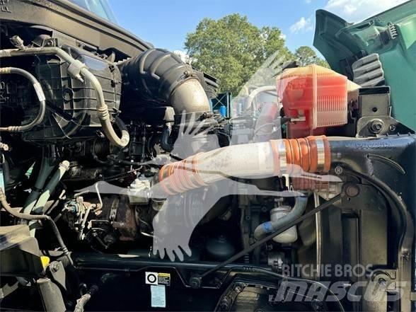 Kenworth T680 牵引车