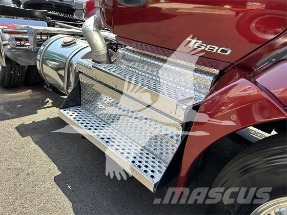 Kenworth T680 牵引车
