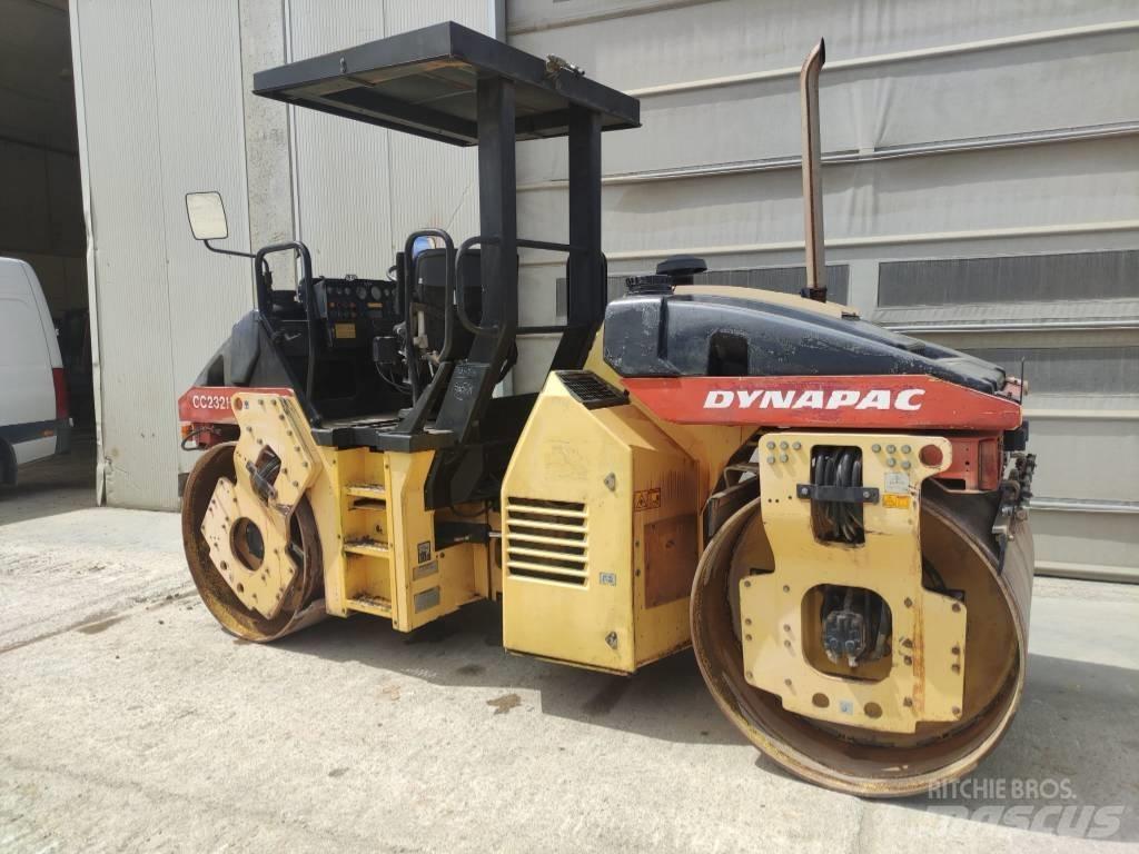 Dynapac CC 232 HF 双轮压路机