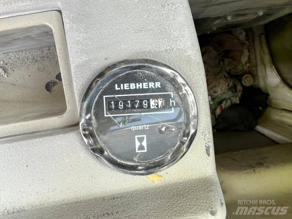 Liebherr R 964 CHD 履带挖掘机