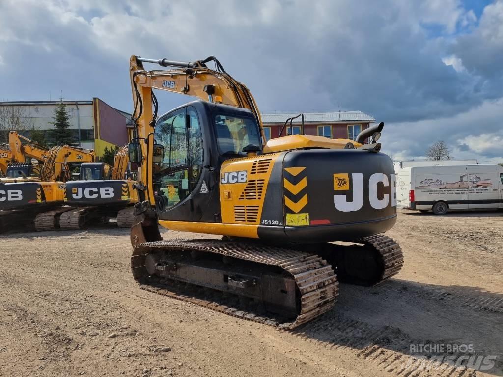 JCB JS 130 LC 履带挖掘机