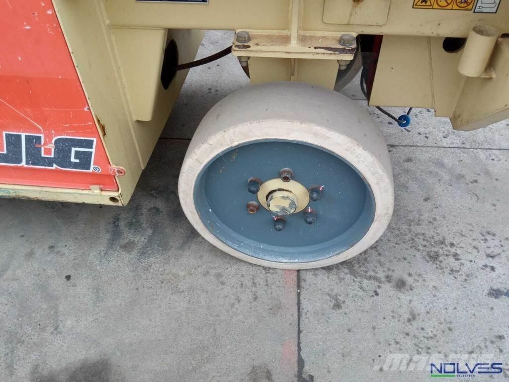 JLG 180-12 剪叉式升降机