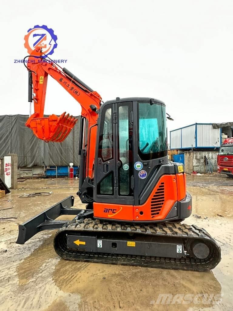 Hitachi ZX 50 小型挖掘机