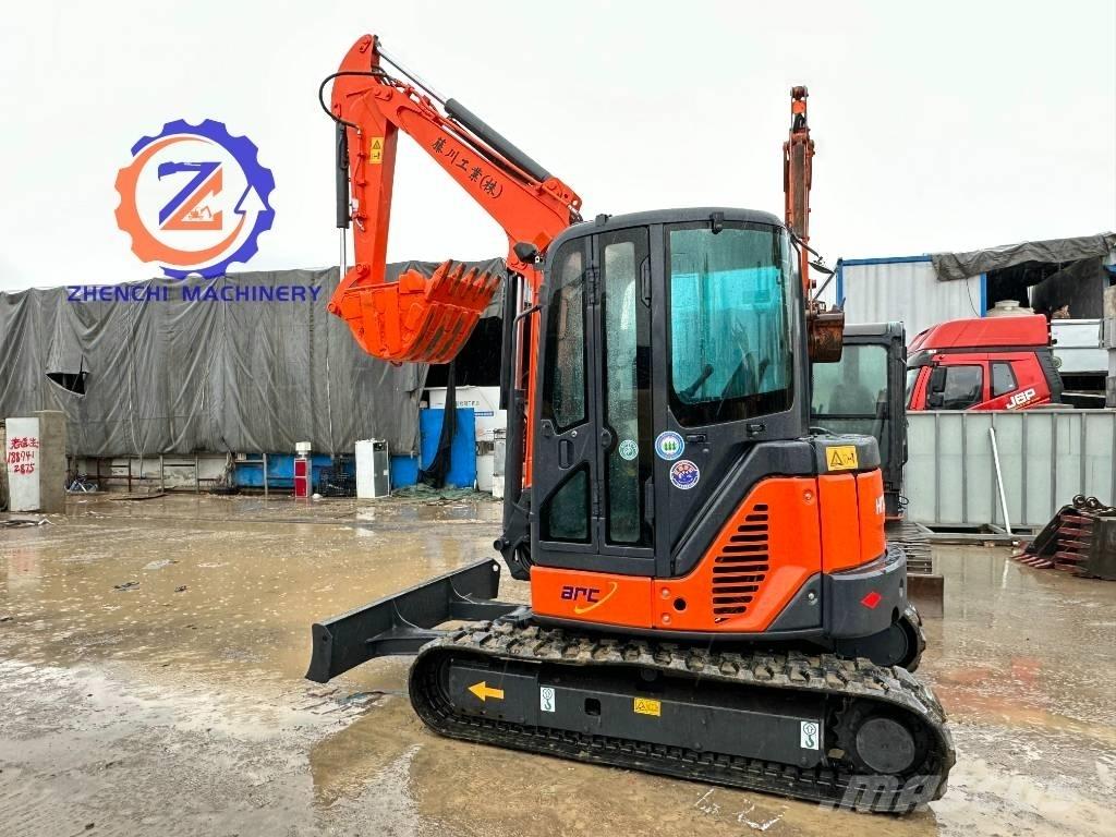 Hitachi ZX 50 小型挖掘机