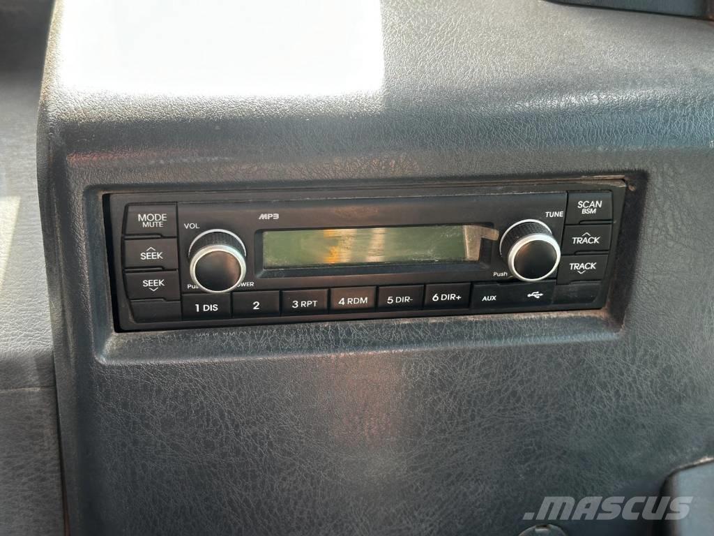 Hyundai HX 145 LCR 履带挖掘机