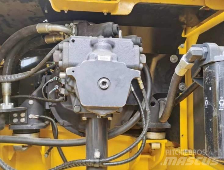 Komatsu 360-7 履带挖掘机