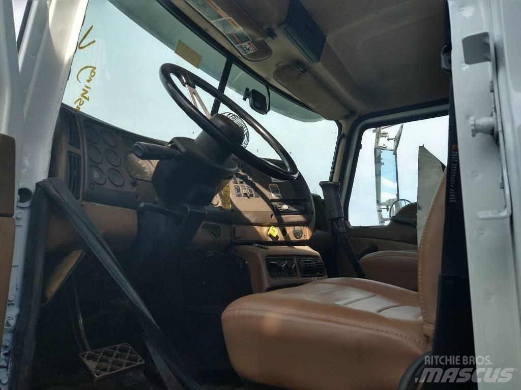 Mack Granite 垃圾车