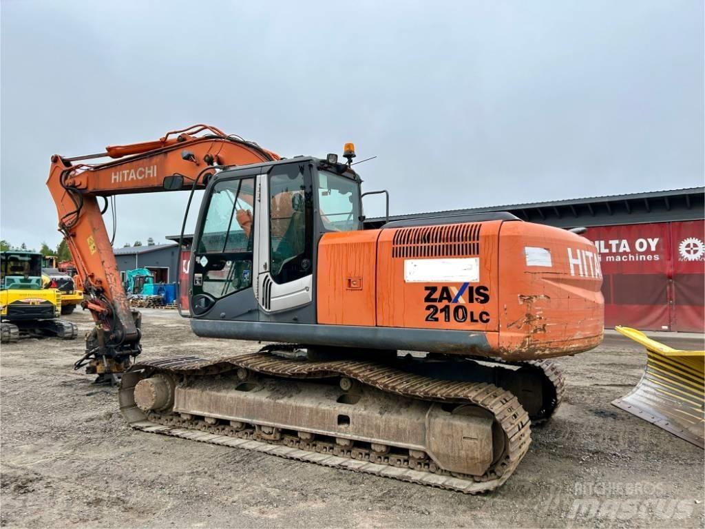 Hitachi ZX210LC-3 履带挖掘机
