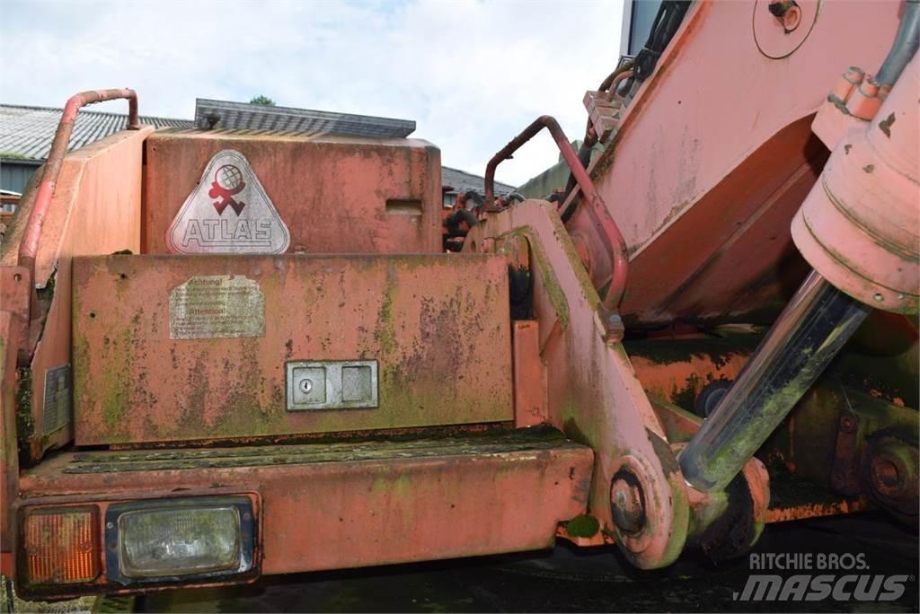 Atlas 1404 M 轮式挖掘机