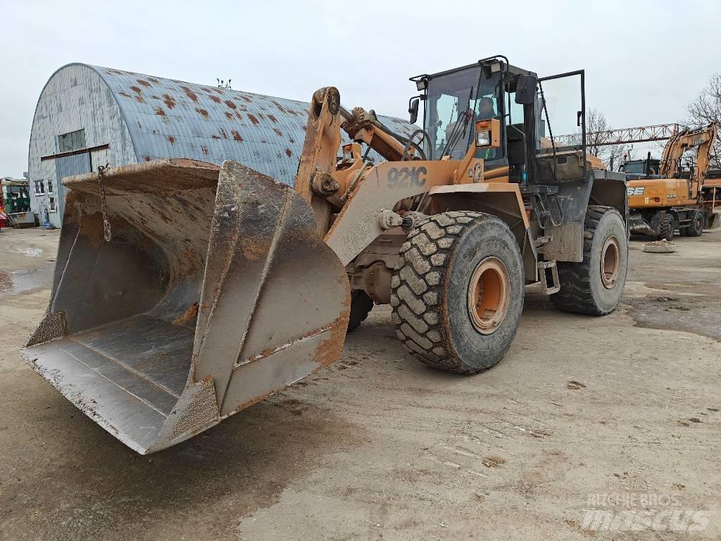 CASE 921 C 轮式装载机