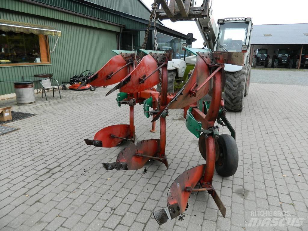 Kverneland 3 双向犁