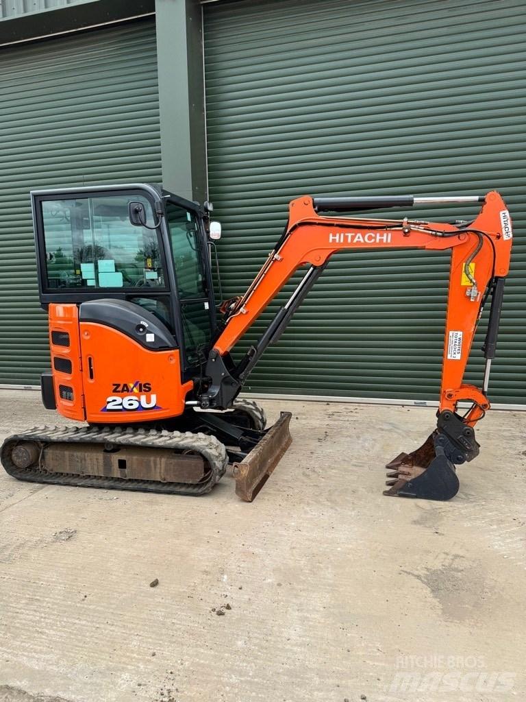 Hitachi 26U-6 CR 小型挖掘机