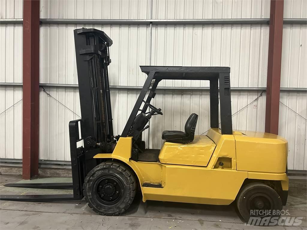 CAT DP50K 柴油叉车