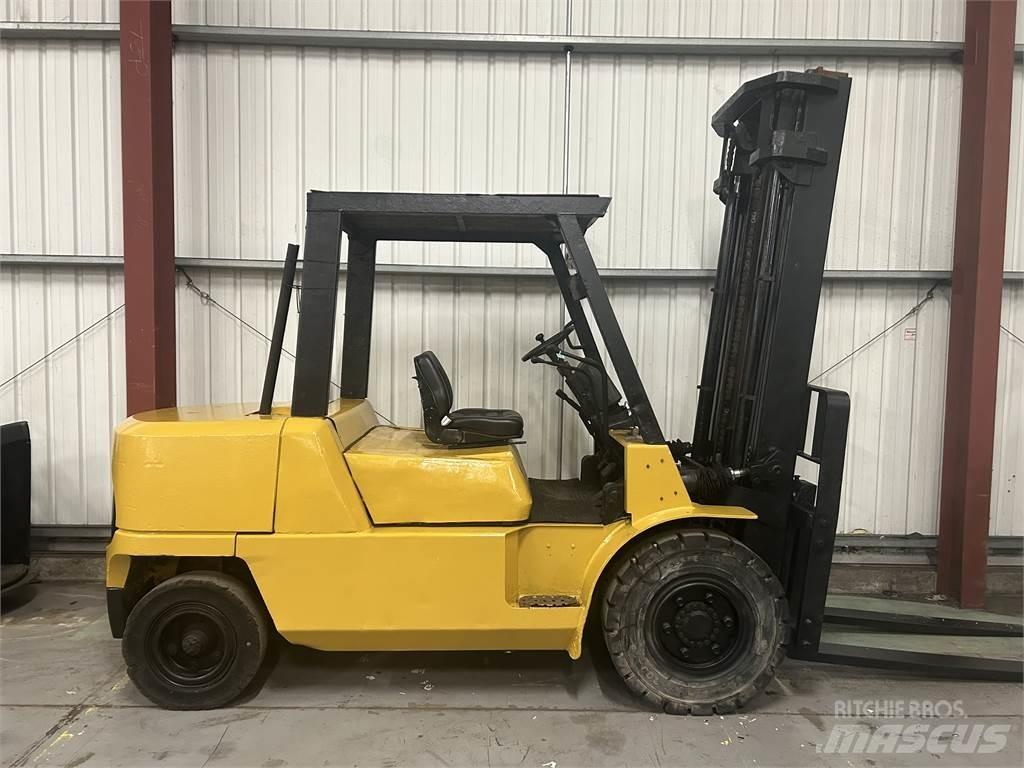 CAT DP50K 柴油叉车