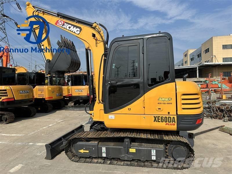XCMG XE 60 DA 小型挖掘机