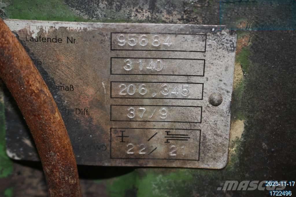 John Deere 3140 传动装置