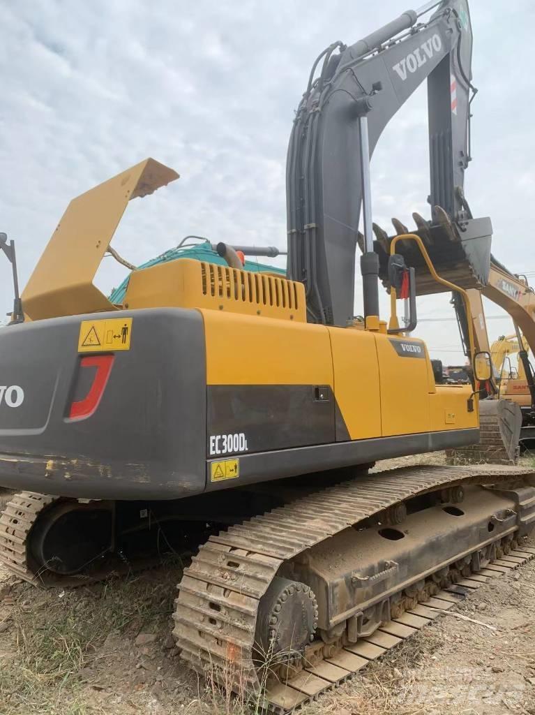 Volvo EC 300 D L 履带挖掘机