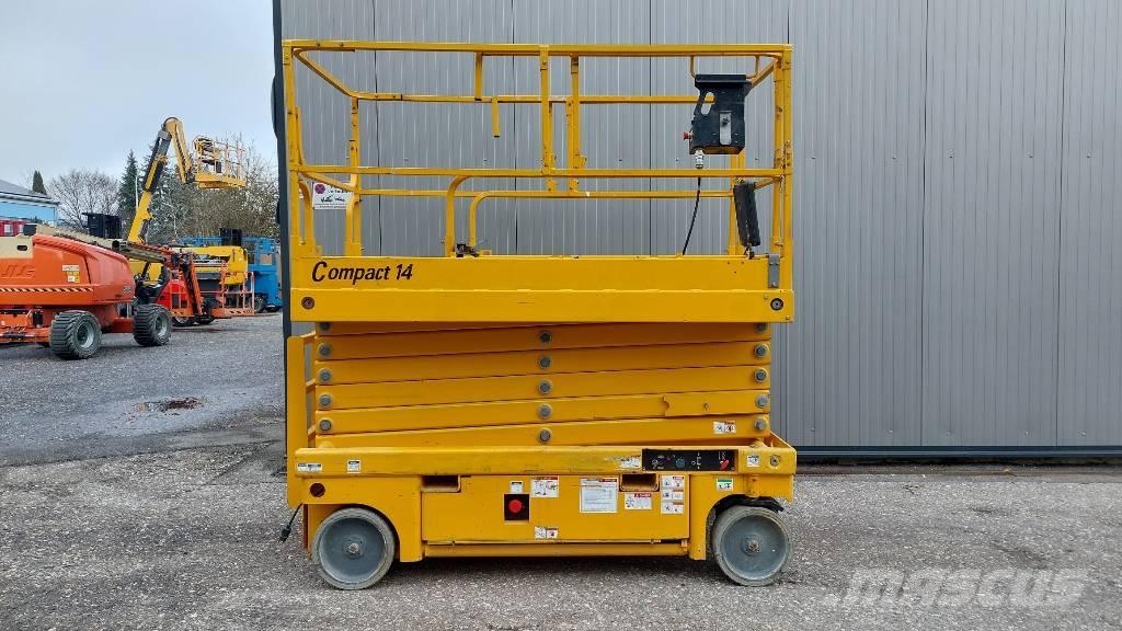 Haulotte Compact 14 剪叉式升降机
