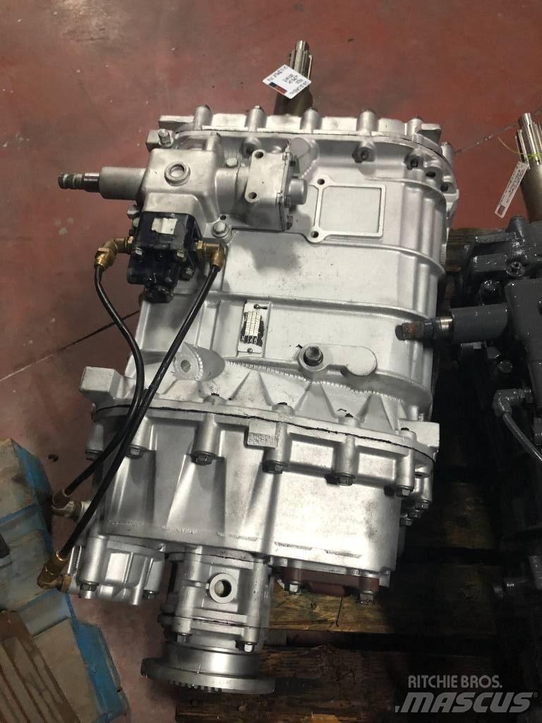 Iveco 2895S9 变速器