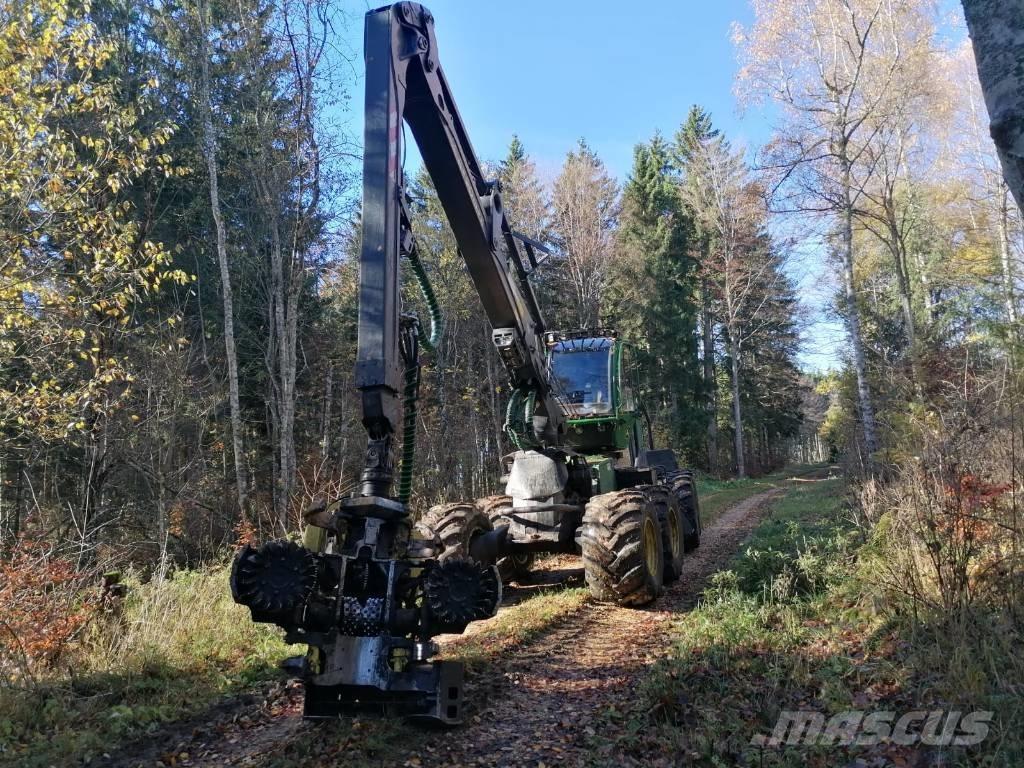 John Deere 1270 G 收割机