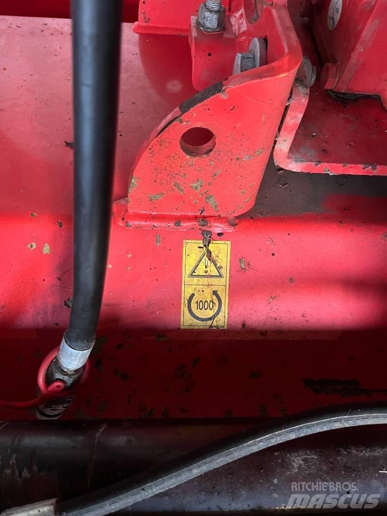 Maschio Bufalo 280 牧场割草机和切顶器