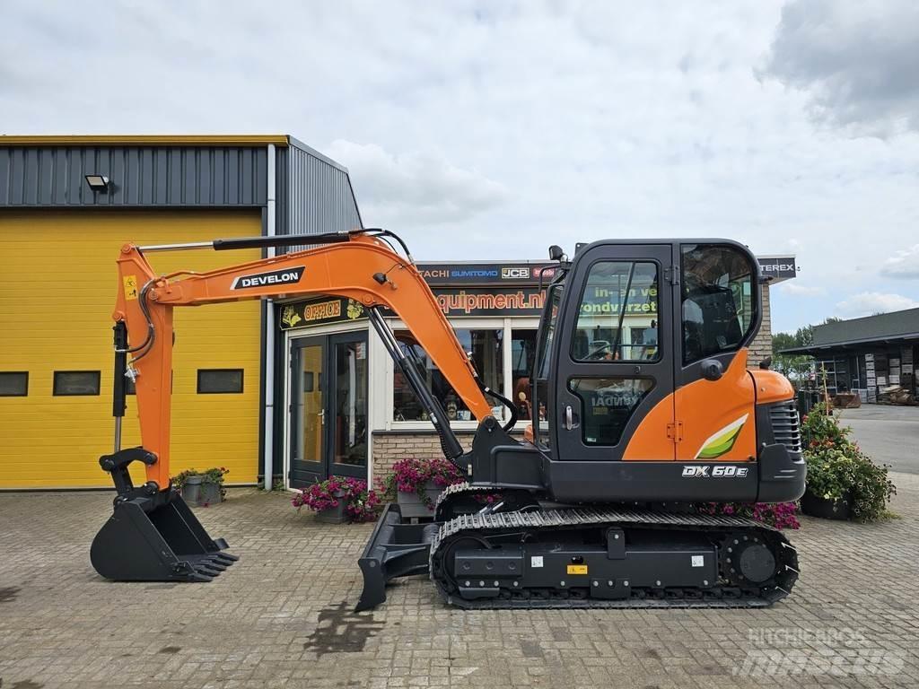 Develon DX60E-10N 小型挖掘机