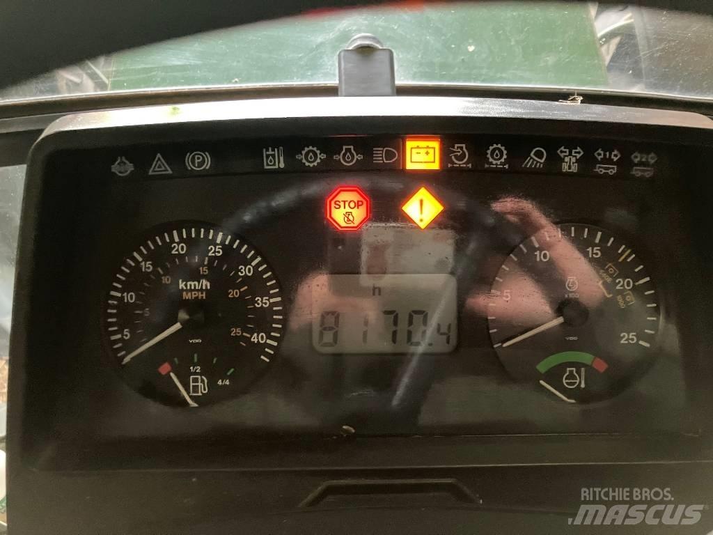 John Deere 6800 拖拉机/农用车