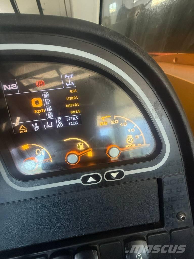 JCB 540-170 伸缩臂叉装车|叉装车
