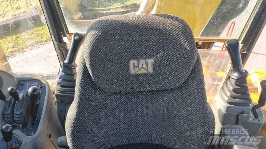 CAT 432 D 4x4 反铲装载机