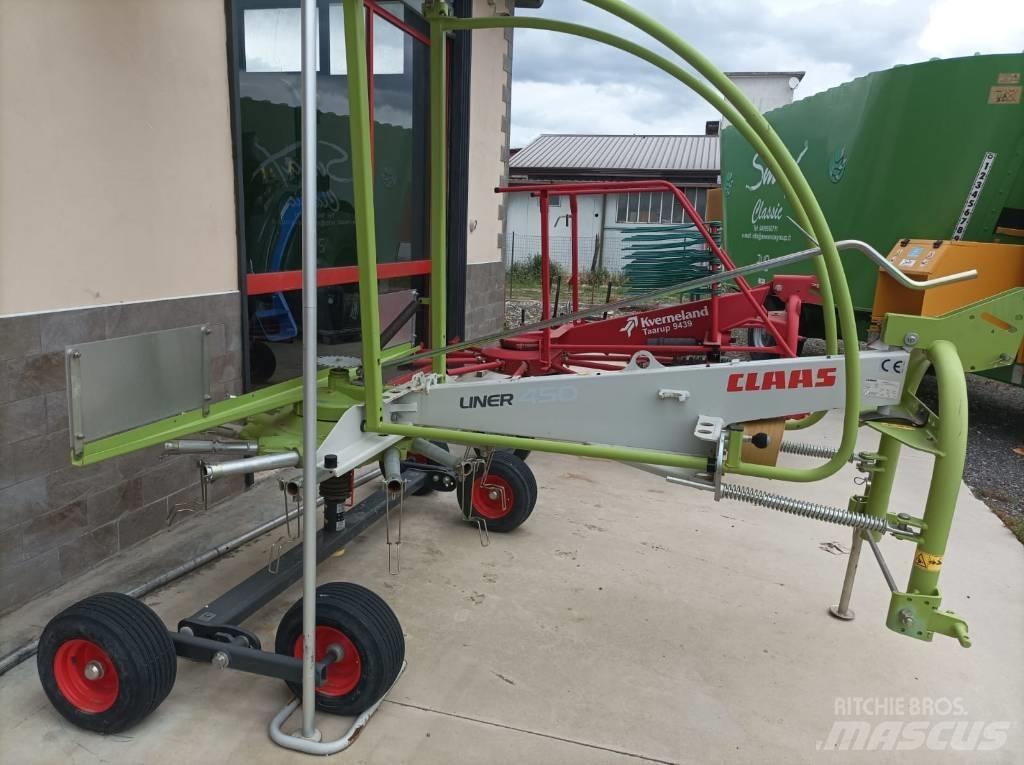 CLAAS LINER 450 犁耙和摊草机
