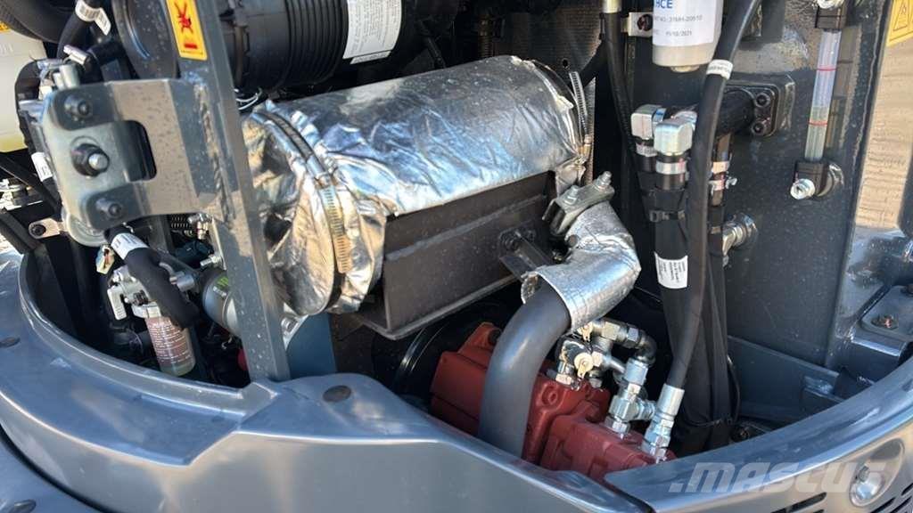 Hyundai HX 25AZ 特种挖掘机