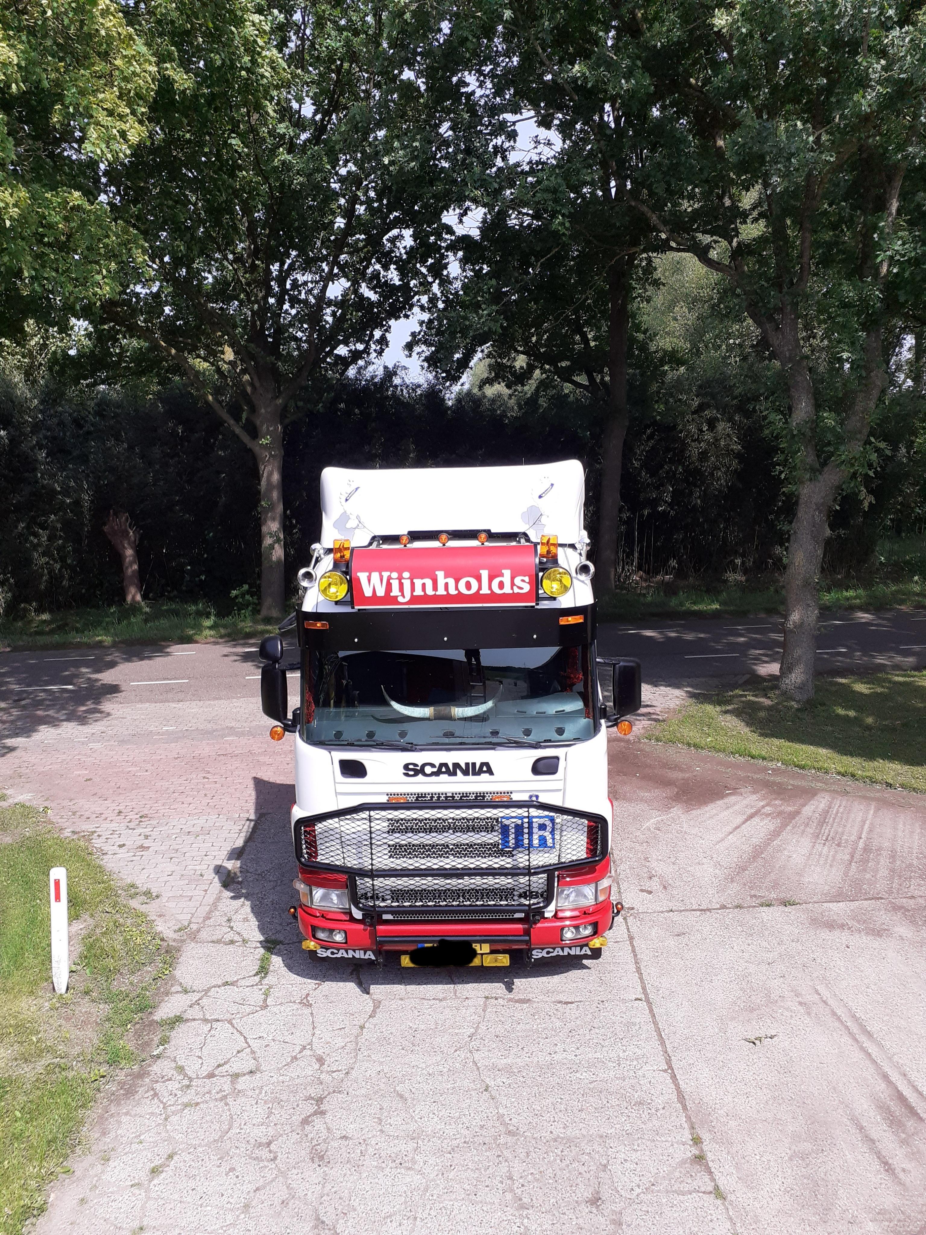 Scania 4 serie 牵引车