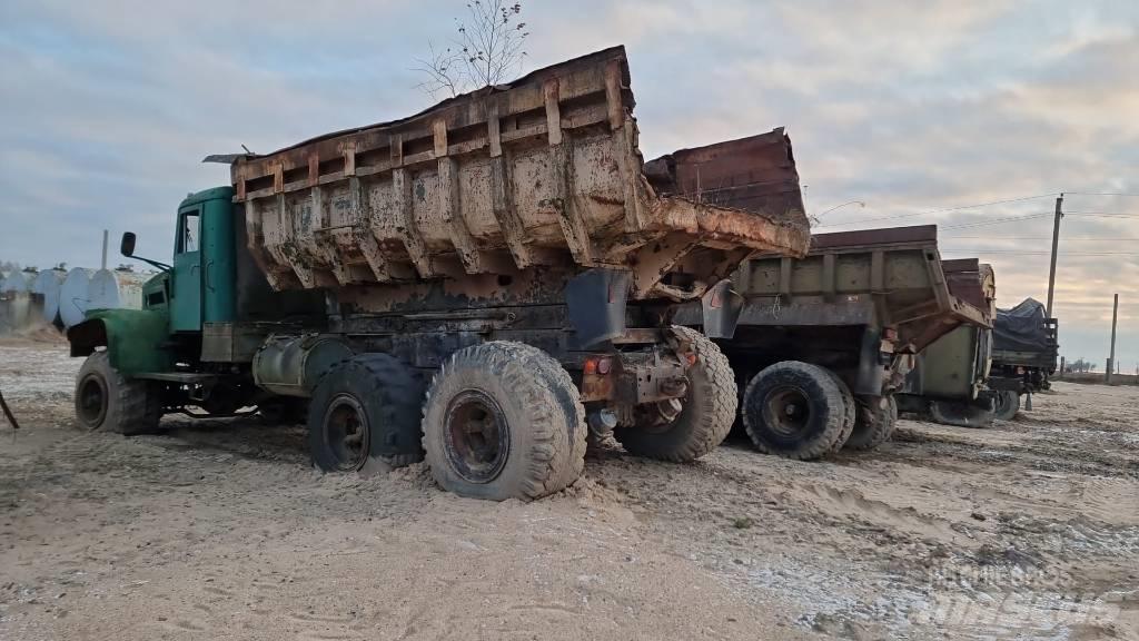 Kraz 255 B 6x6 自卸式货车