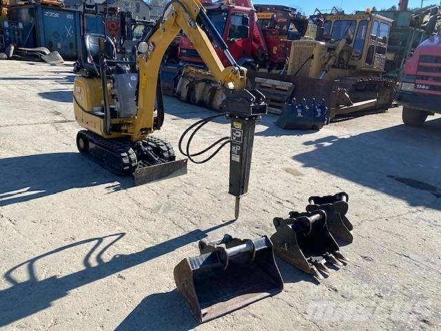 CAT 300.9 D 小型挖掘机