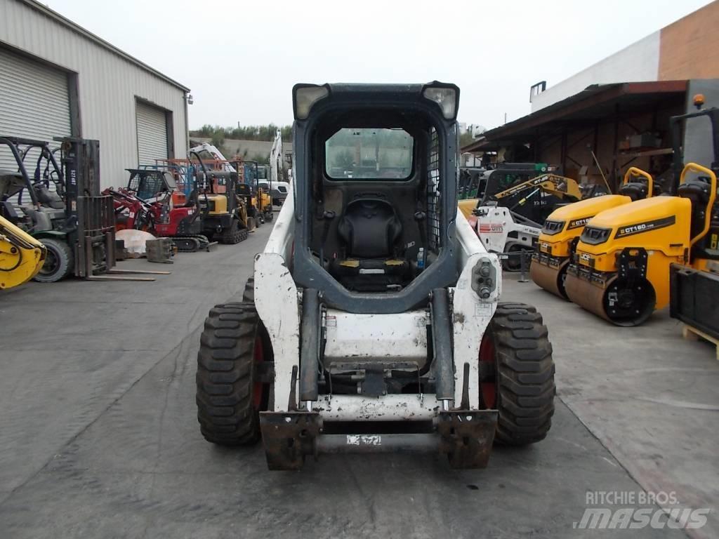 Bobcat S630 滑移装载机